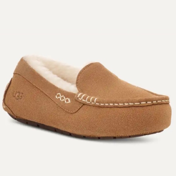 UGG • Ansley Moccasins • Women’s - Picture 1 of 15